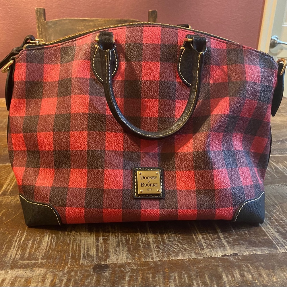 Dooney & Bourke Handbag